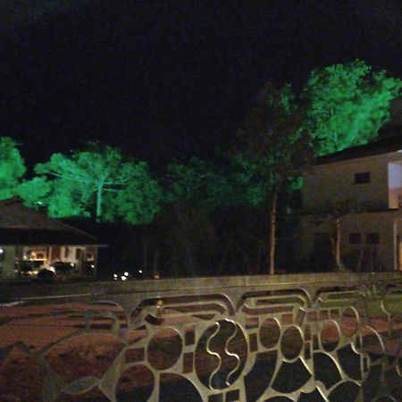 Chateau Lumiere Apartment Itaara Bagian luar foto